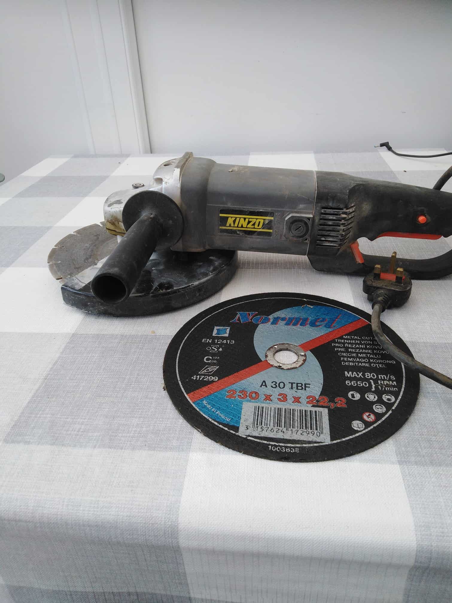 6 Best Angle Grinder for Concrete 2022(Tried&Tested)