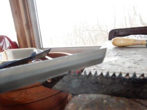 how to sharpen a pole saw blade